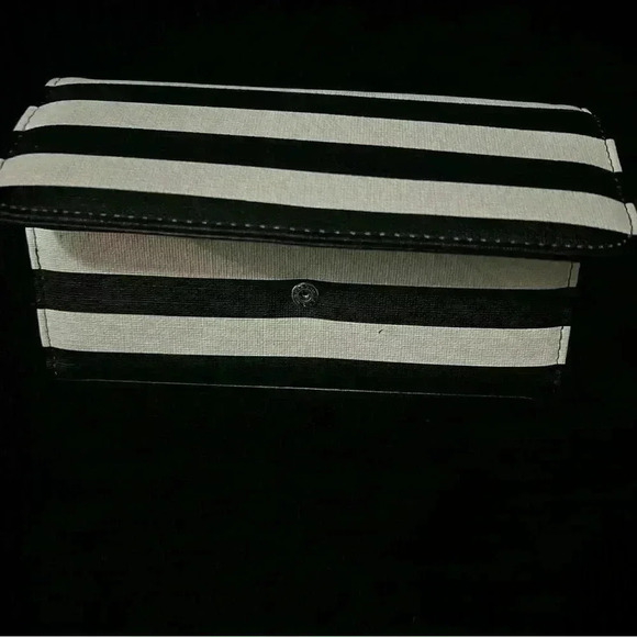 Wallet - Picture 6 of 6